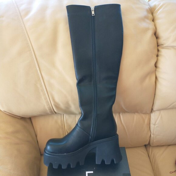 NEW - LAMODA - Chunky Platform Knee High Boots - Picture 2 of 6